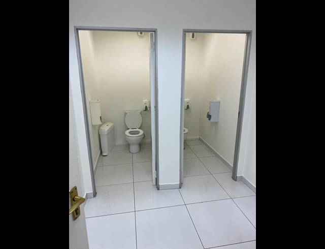 117M² OFFICE TO LET IN RUSTENBURG CENTRAL